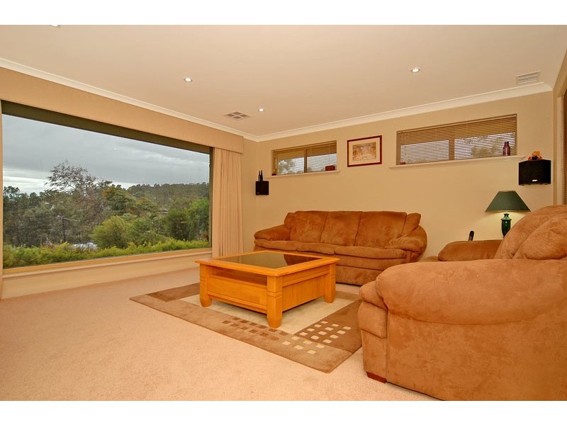 3 Grevillea Crescent, Swan View WA 6056