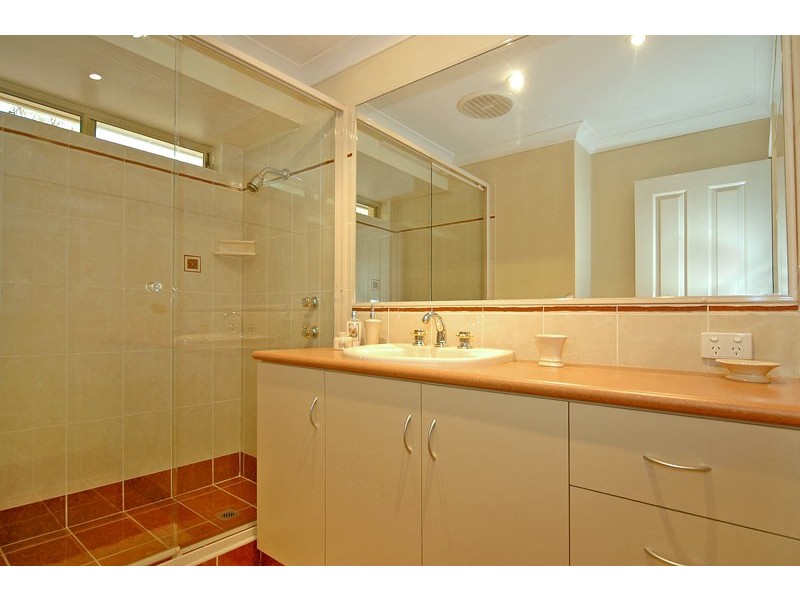 3 Grevillea Crescent, Swan View WA 6056