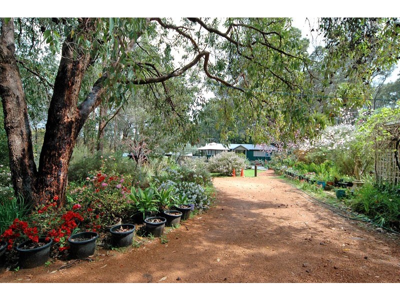 445 Hill Rd, Parkerville WA 6081