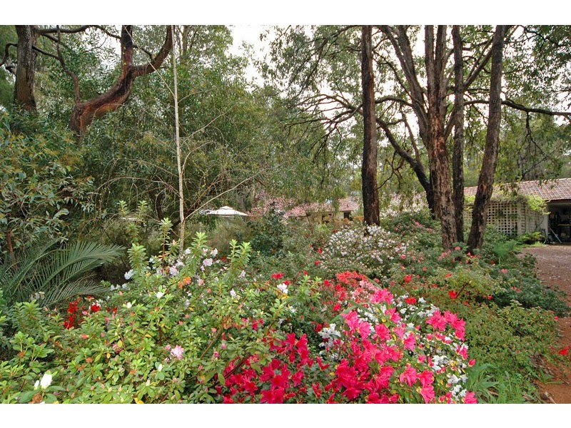 445 Hill Rd, Parkerville WA 6081