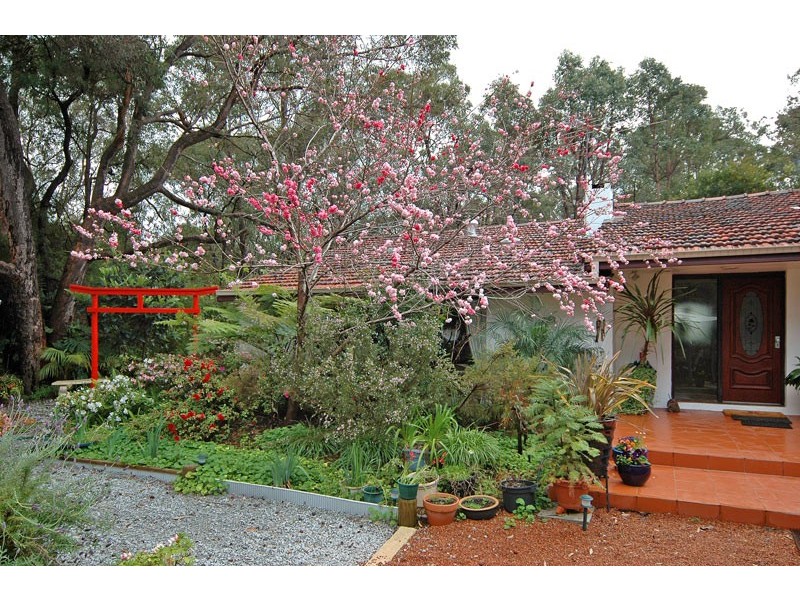 445 Hill Rd, Parkerville WA 6081