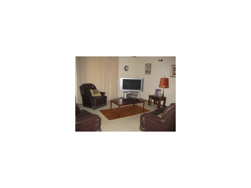 28 Edmonds St, Calingiri WA 6569