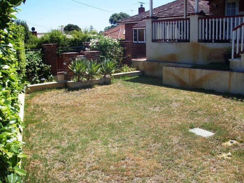 194 Railway Parade, Bayswater WA 6053