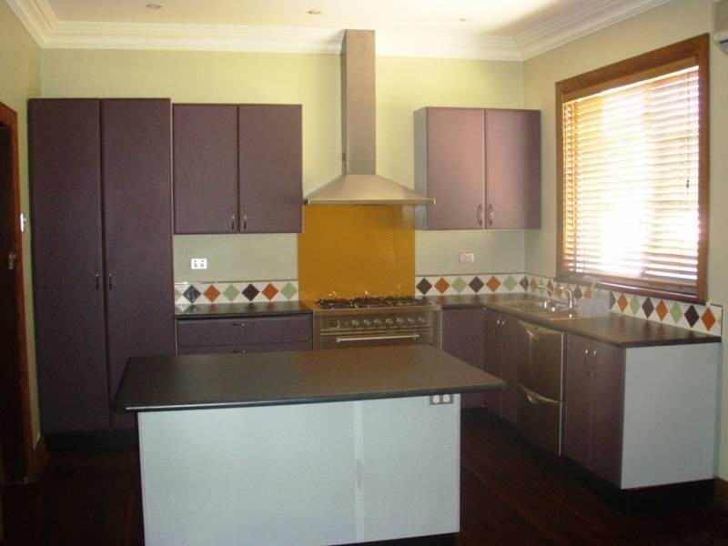 194 Railway Parade, Bayswater WA 6053