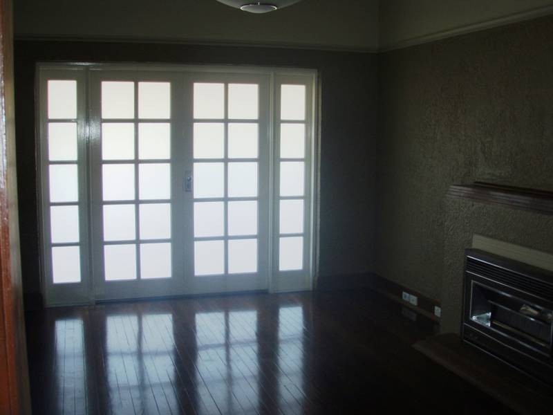 194 Railway Parade, Bayswater WA 6053