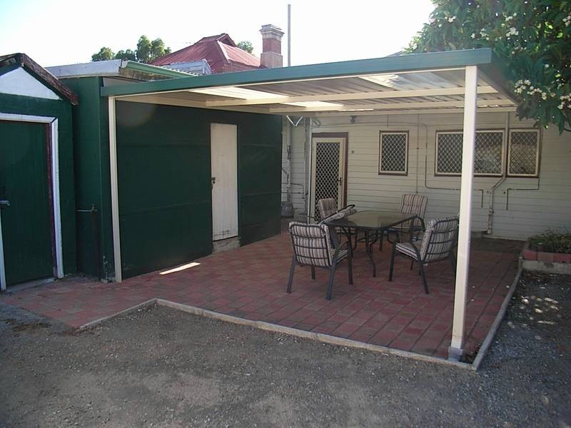 27 Spring Park Road, Midland WA 6056