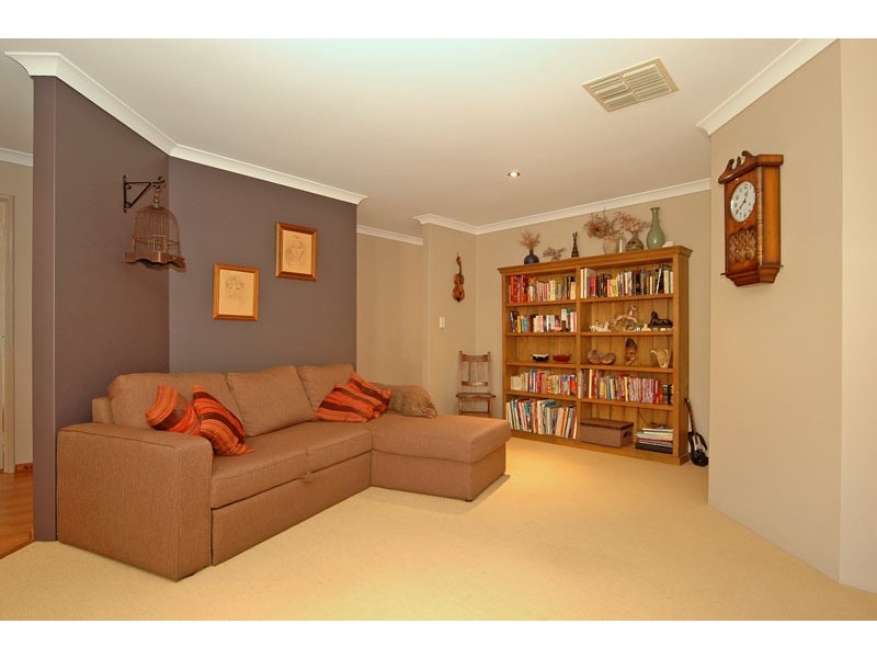 21 Little River Cove, Jane Brook WA 6056