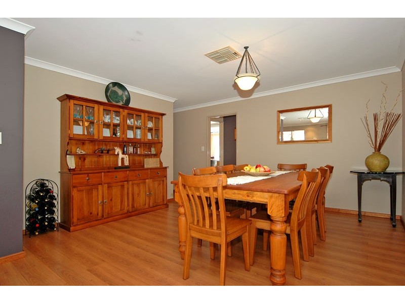 21 Little River Cove, Jane Brook WA 6056