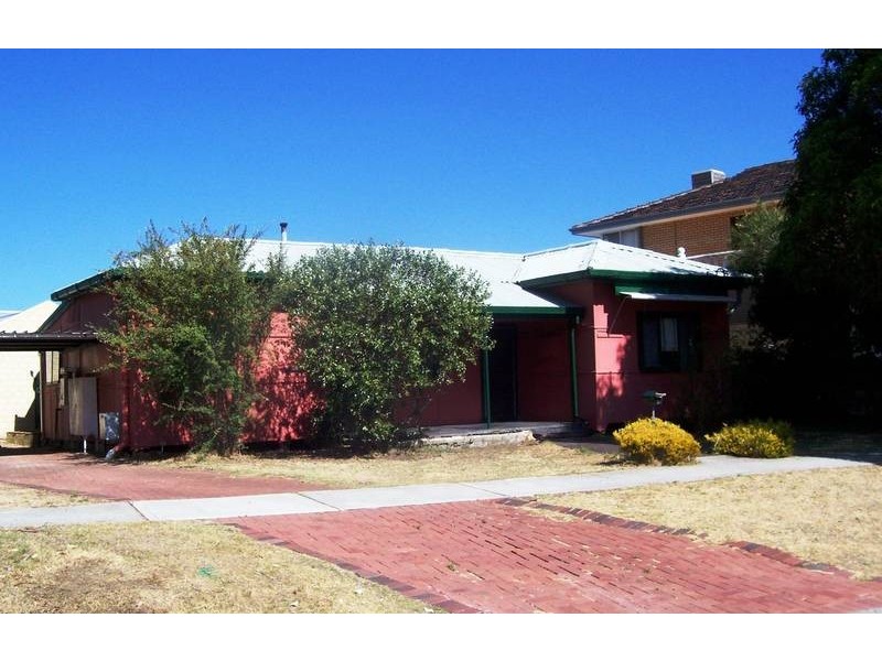 6 Wroxton Street, Midland WA 6056