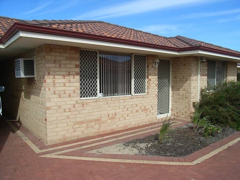 8/6 Lansing Street, Queens Park WA 6107