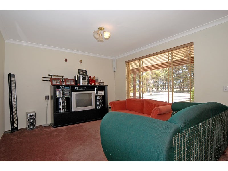 3 Norling Rd, High Wycombe WA 6057