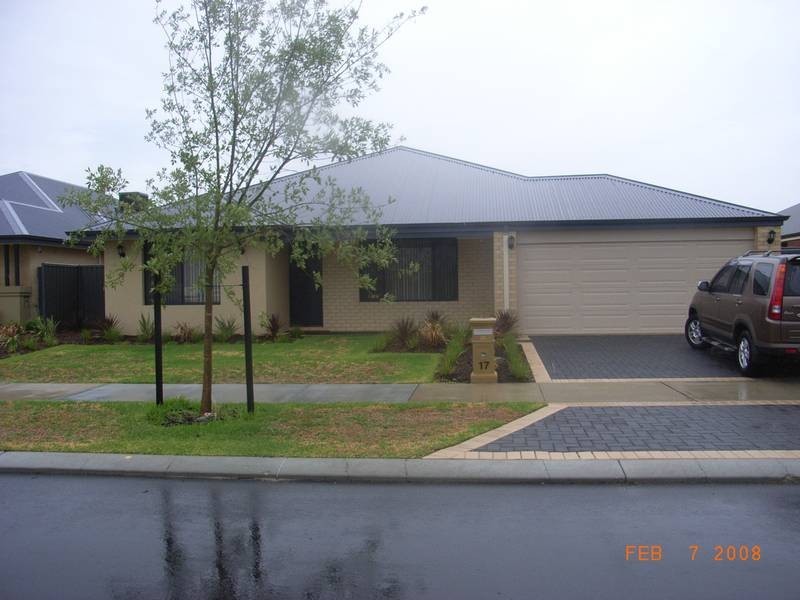 17 Tondoon Bend, Aveley WA 6069