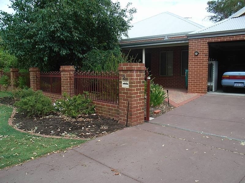 2B Mary Street, Hazelmere WA 6055