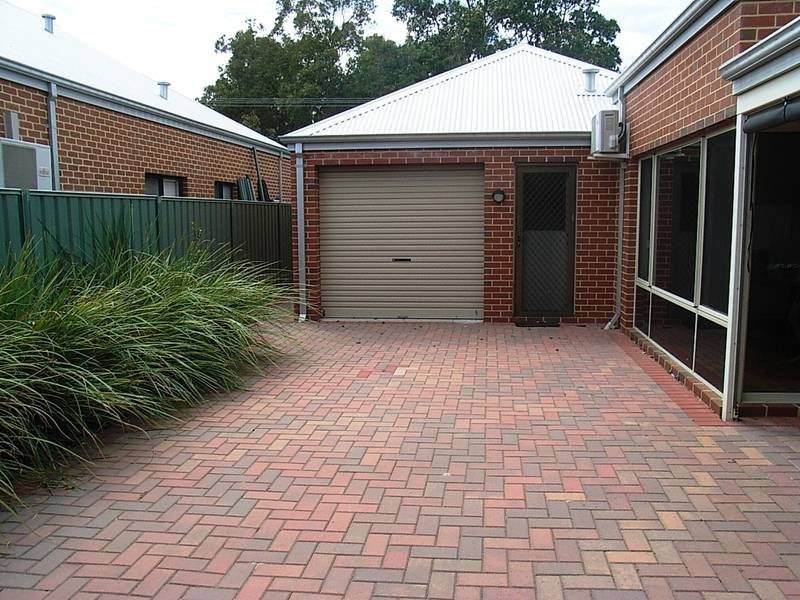 2B Mary Street, Hazelmere WA 6055