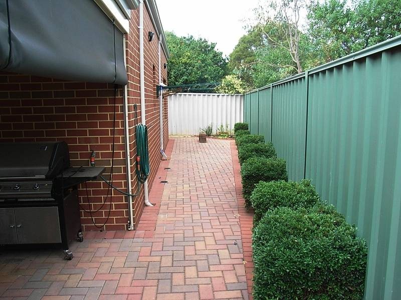2B Mary Street, Hazelmere WA 6055