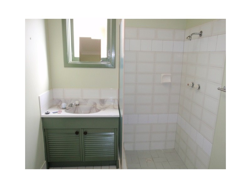 1/18 Holmesdale Road, Woodbridge WA 6056