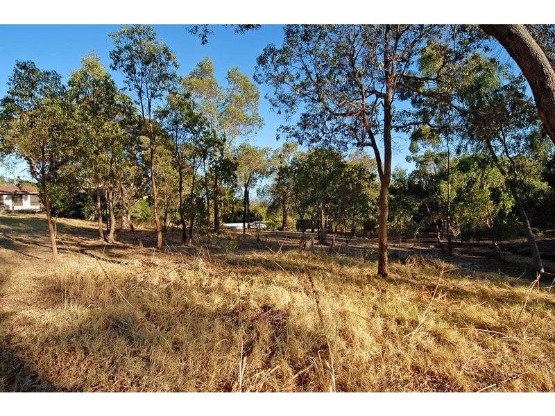 13A Swan View Rd, Greenmount WA 6056