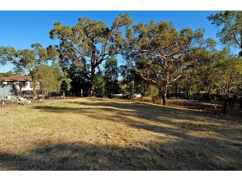 13A Swan View Rd, Greenmount WA 6056