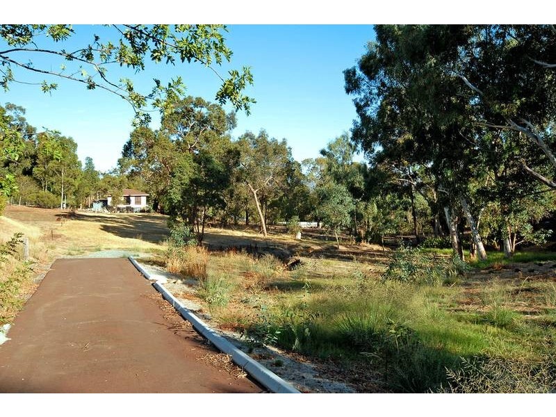 13A Swan View Rd, Greenmount WA 6056