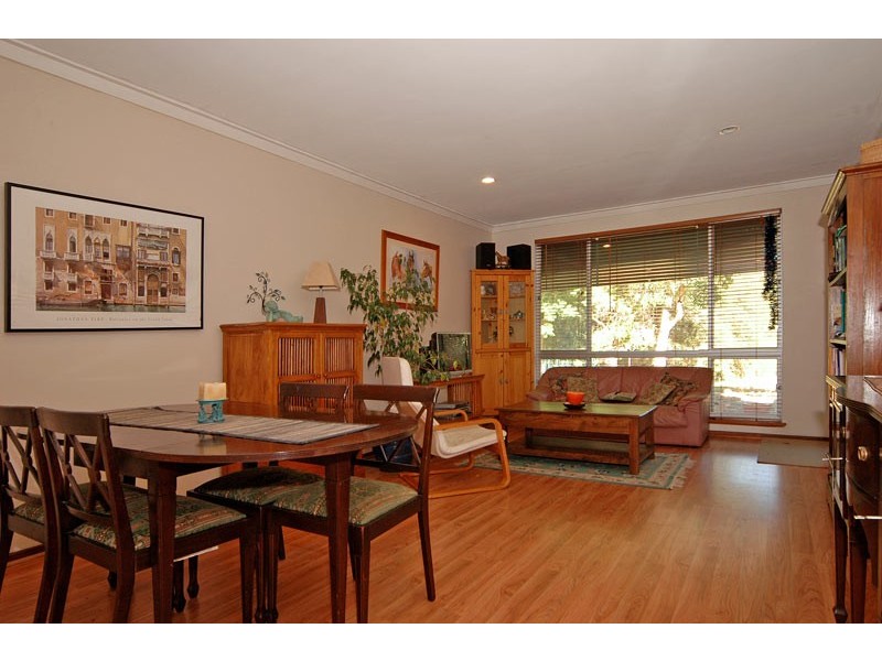 8A High View Rd, Greenmount WA 6056