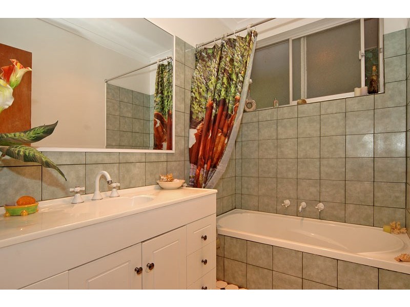 8A High View Rd, Greenmount WA 6056