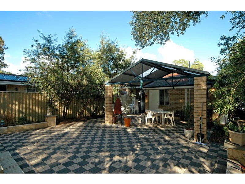 8A High View Rd, Greenmount WA 6056