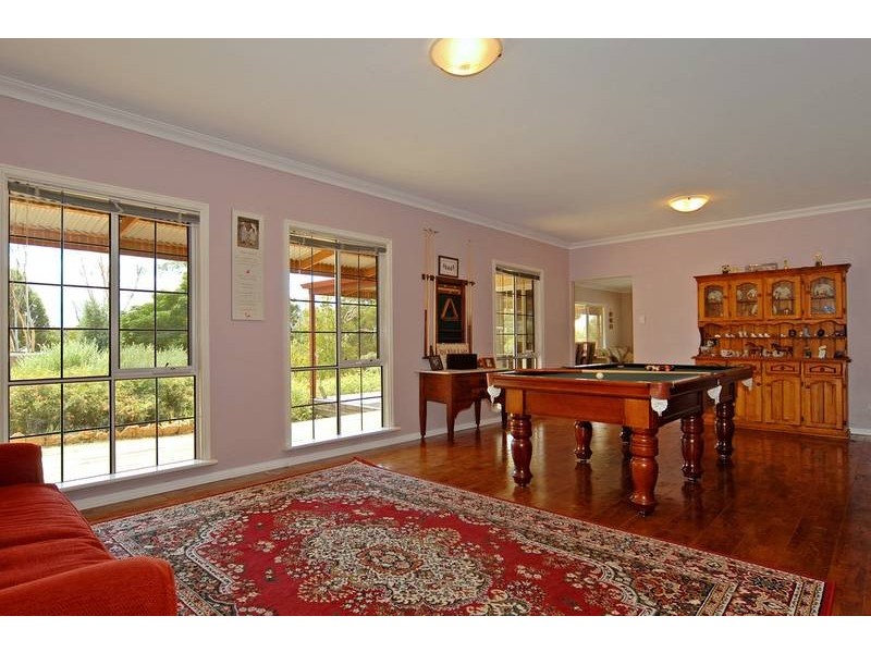 44 Centenary Rd, Gidgegannup WA 6083