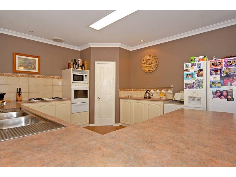 44 Centenary Rd, Gidgegannup WA 6083