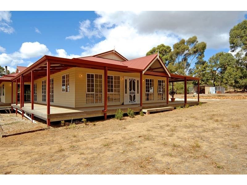44 Centenary Rd, Gidgegannup WA 6083