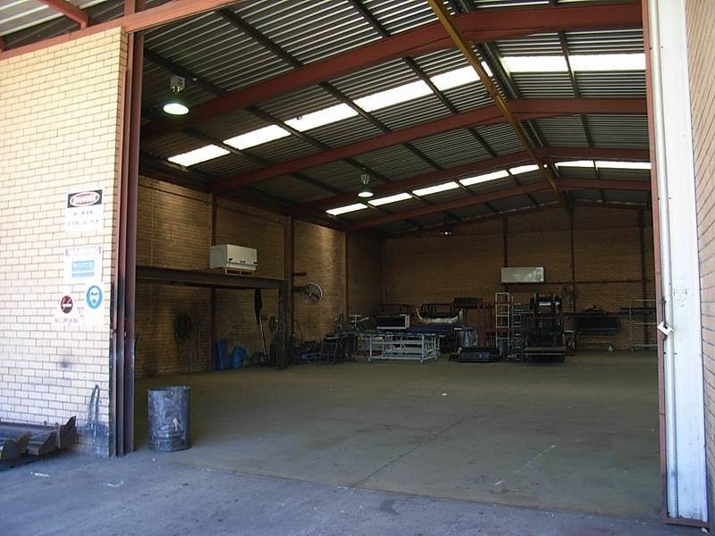 1/6A Laurence St, Walliston WA 6076