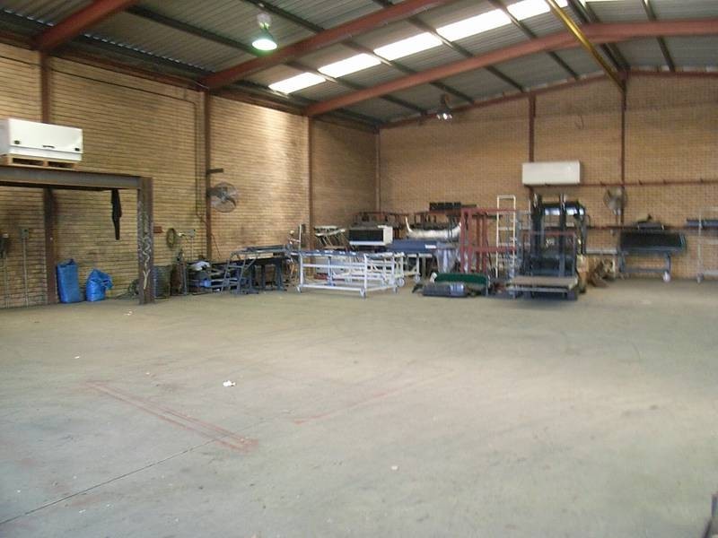 1/6A Laurence St, Walliston WA 6076