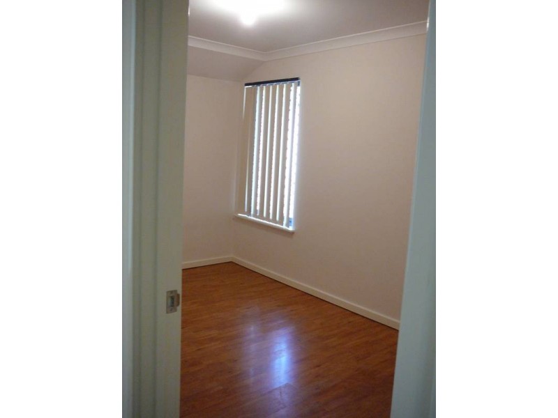 4/40 Hooley Road, Midland WA 6056