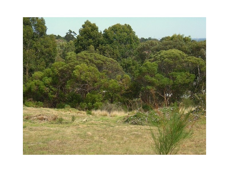 570 Beresford Gardens, Swan View WA 6056