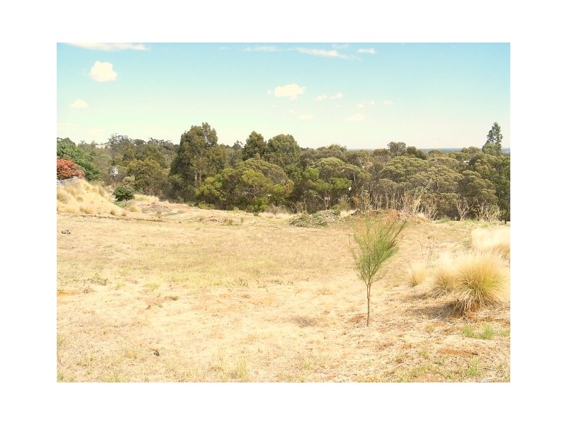 570 Beresford Gardens, Swan View WA 6056