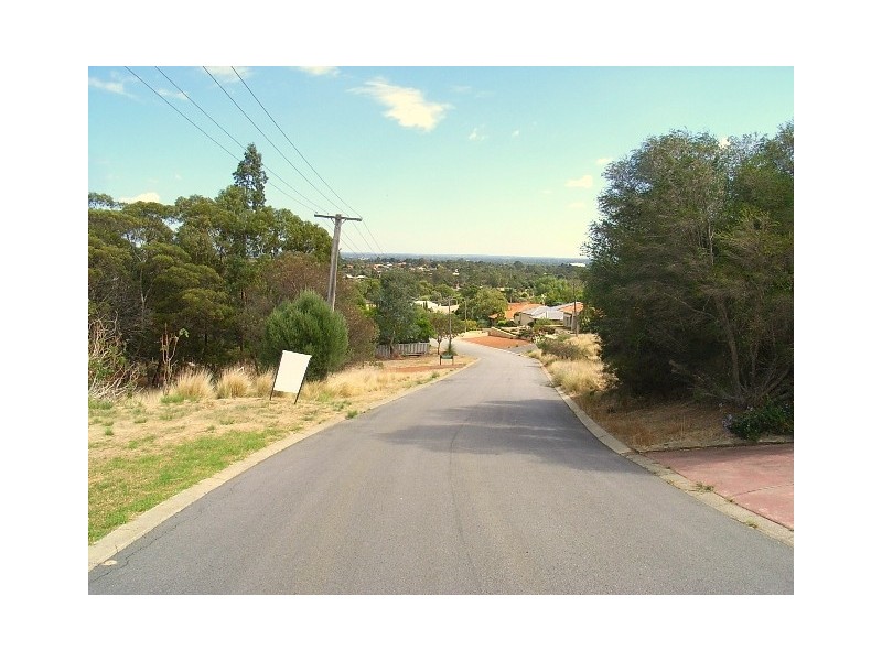 570 Beresford Gardens, Swan View WA 6056