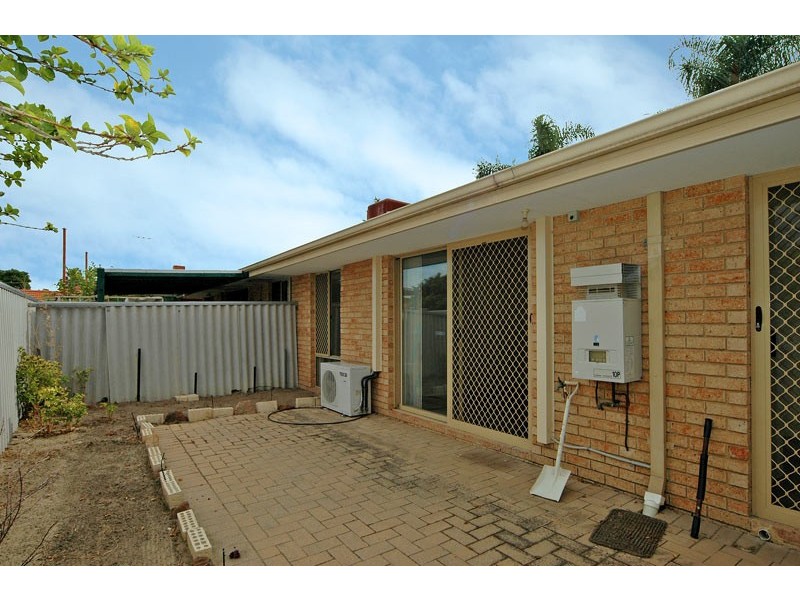 4/75 Ferguson St, Midland WA 6056