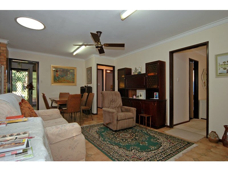 3 Doram Ct, Swan View WA 6056