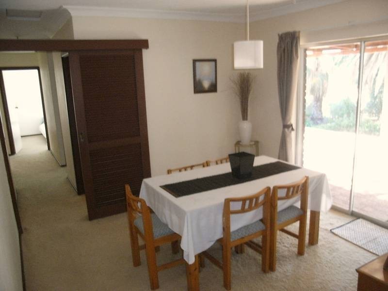 19 Bladon Way, Swan View WA 6056