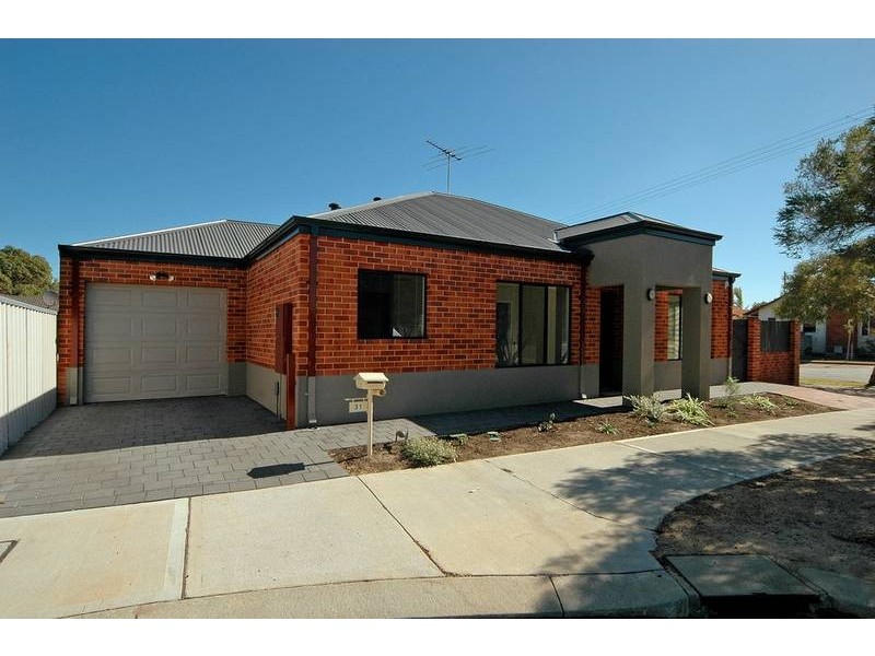 31 Gartrell St, Midland WA 6056