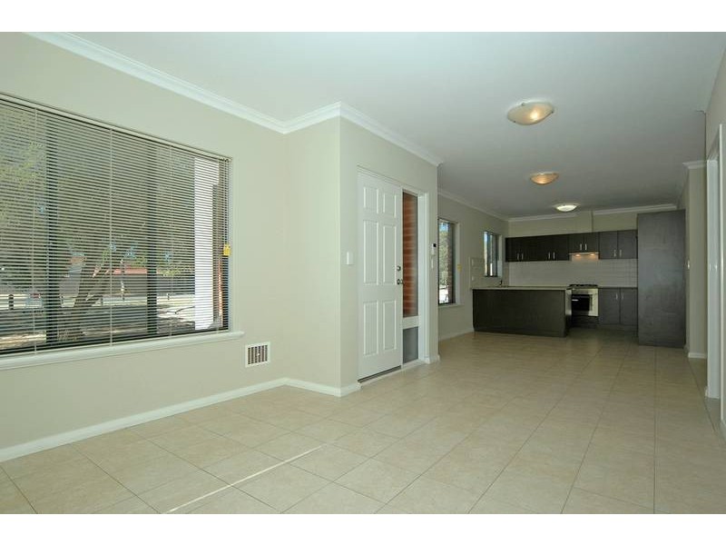 31 Gartrell St, Midland WA 6056