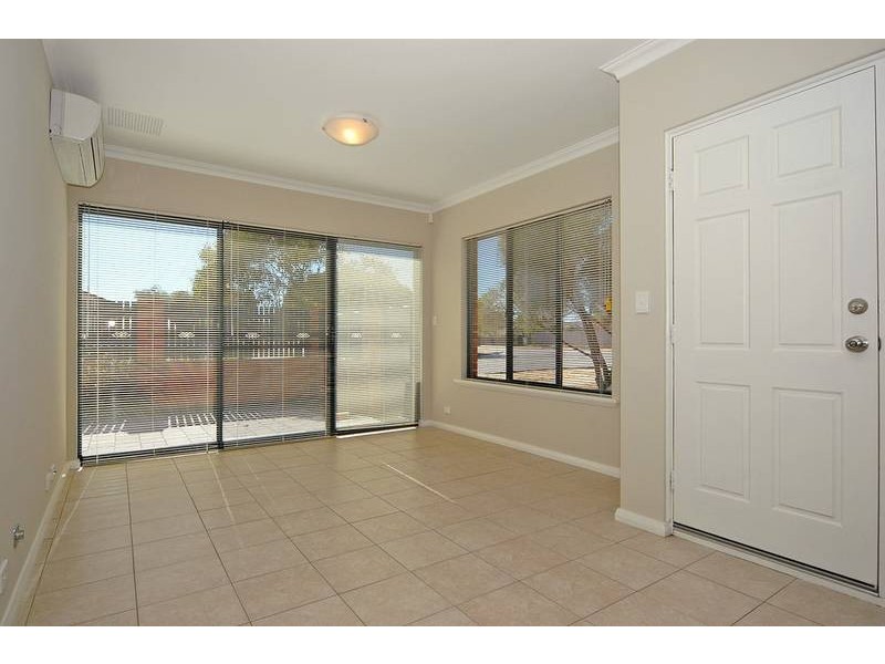 31 Gartrell St, Midland WA 6056