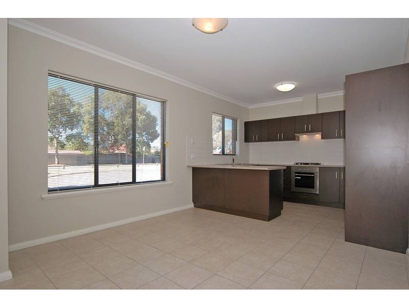 31 Gartrell St, Midland WA 6056