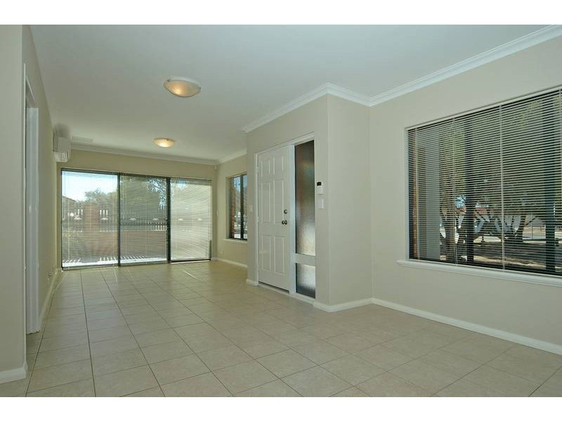 31 Gartrell St, Midland WA 6056