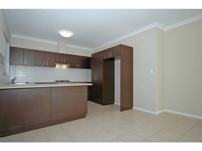 31 Gartrell St, Midland WA 6056