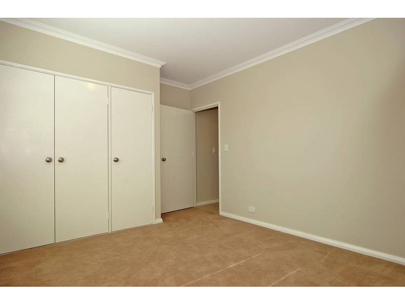 31 Gartrell St, Midland WA 6056