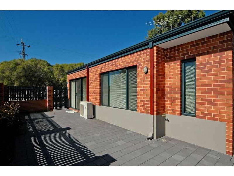 31 Gartrell St, Midland WA 6056