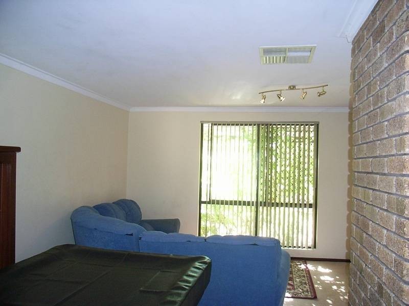 58 Blanchard Rd, Swan View WA 6056