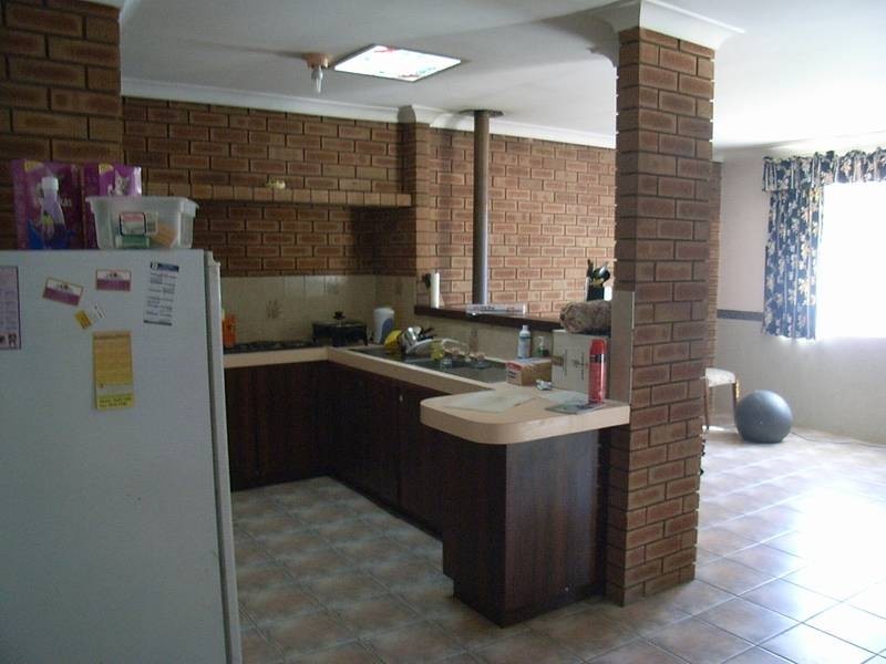 11 Afric St, Middle Swan WA 6056