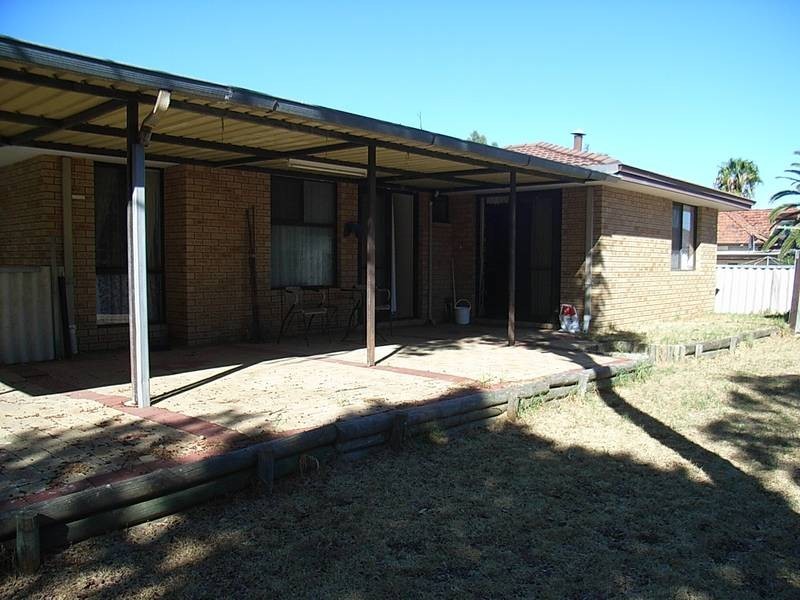 11 Afric St, Middle Swan WA 6056