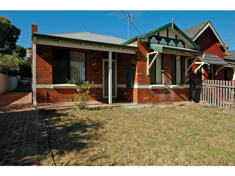 32A Dudley St, Midland WA 6056